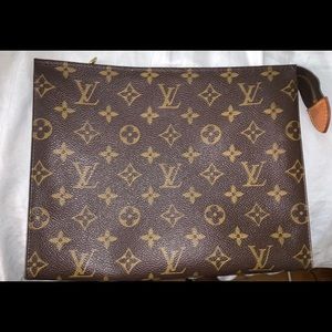Louis Vuitton Toiletry Pouch 26